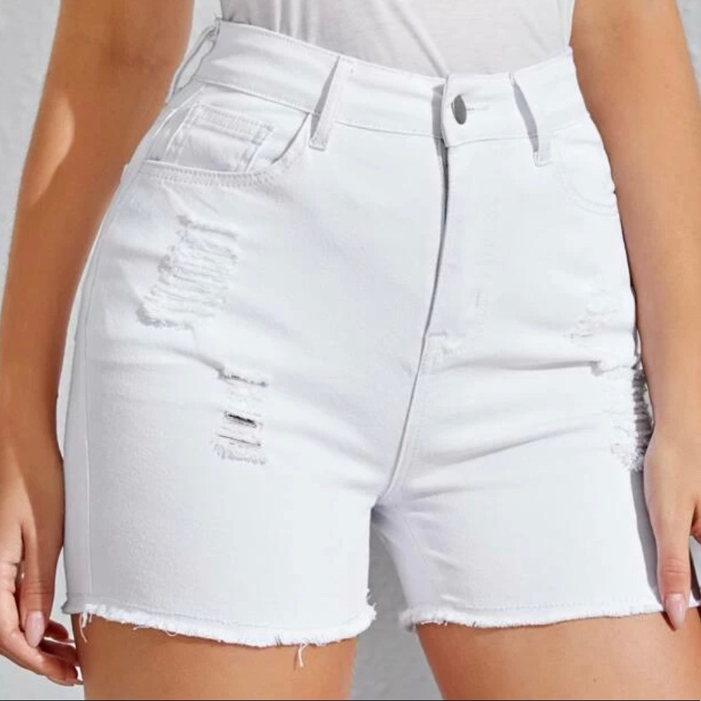 Women’s high waist stretch white denim shorts